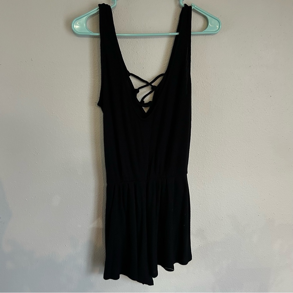 Black Ribbed Romper - Picture 4 of 5